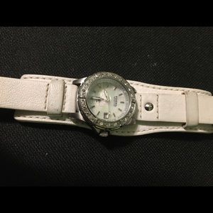 White lthr Fossil watch, shell; Inc. new battery
